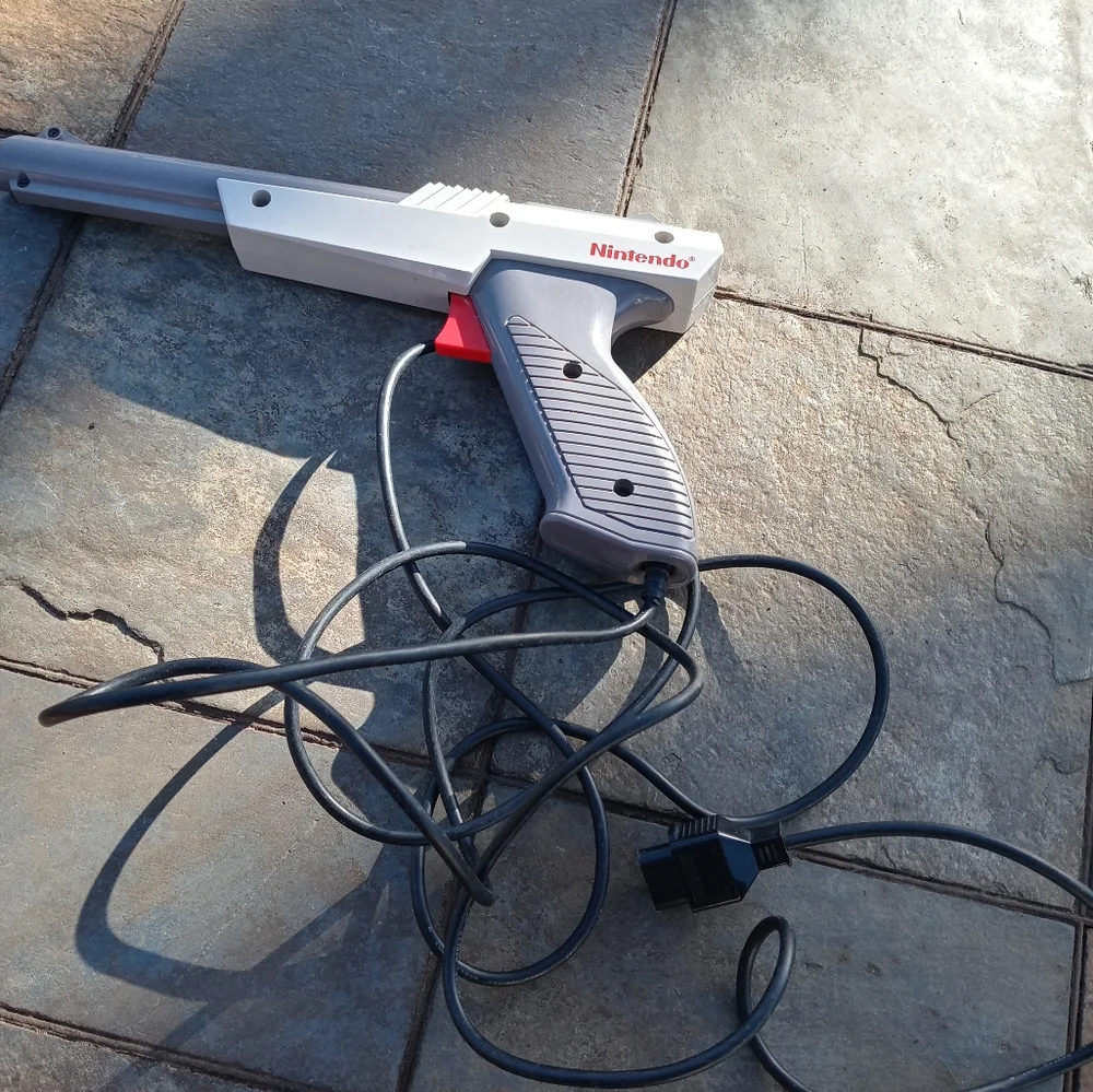 NES GREY original gun